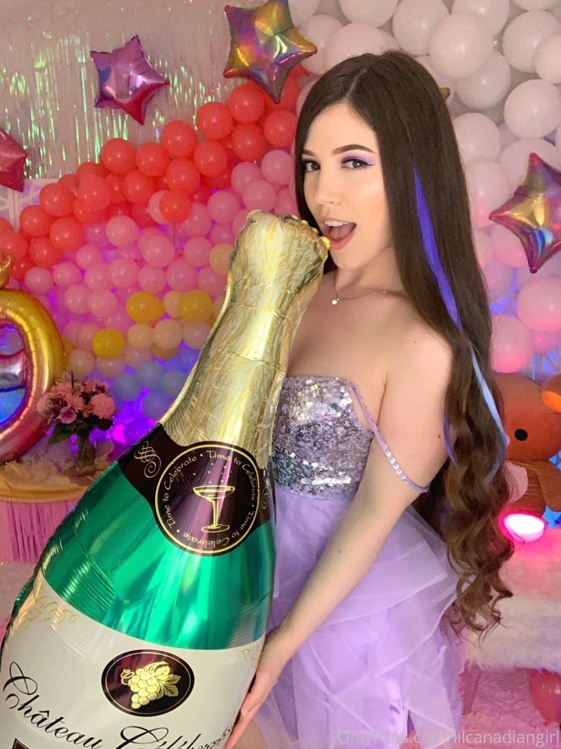 Photo by lilcanadiangirl published on October 16,2023 10:59:15 - BestThots