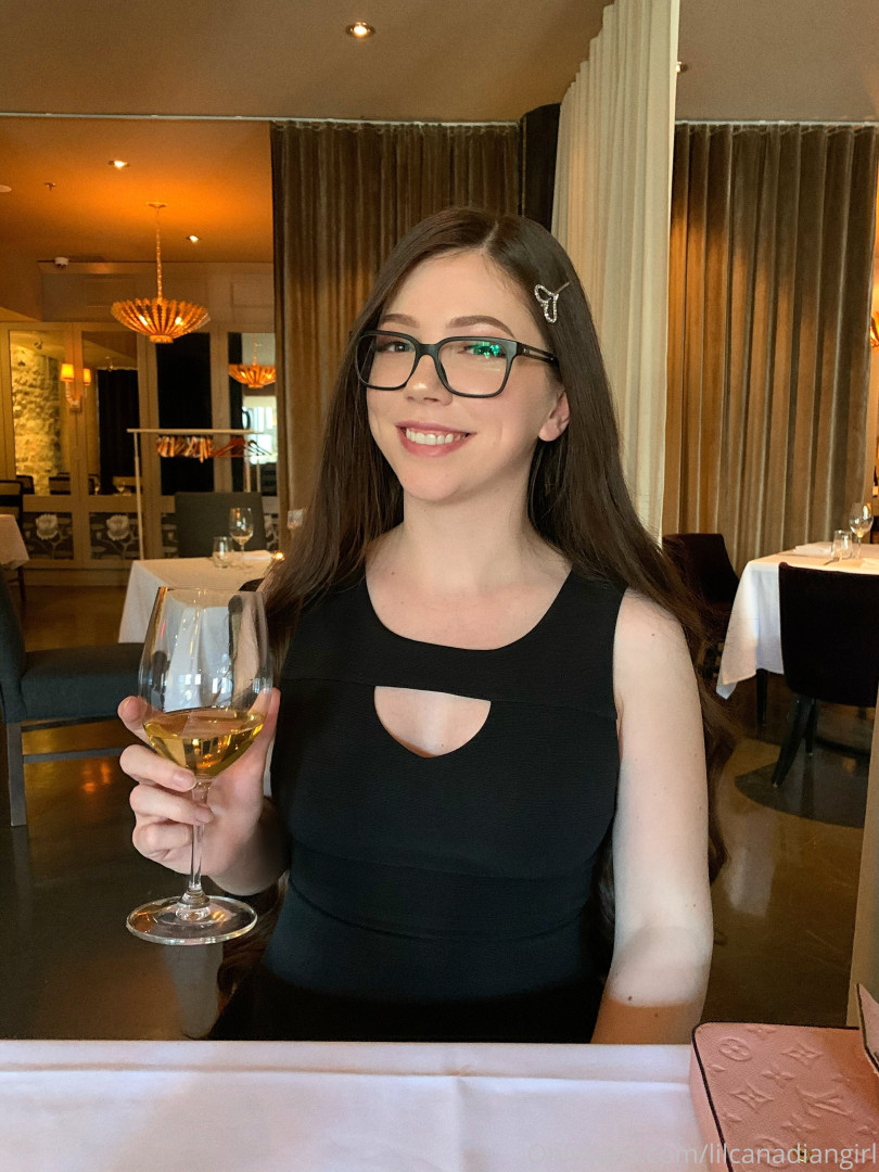 Photo by lilcanadiangirl published on October 16,2023 11:05:14 - BestThots