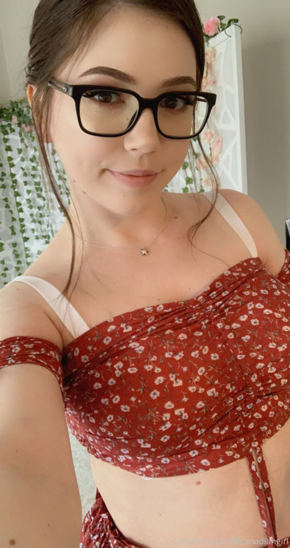 Photo by lilcanadiangirl published on October 16,2023 11:05:31 - BestThots