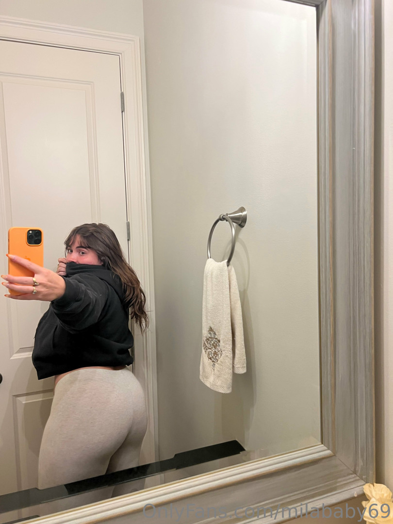 Photo by milababy69 published on August 22,2023 02:43:30 - BestThots