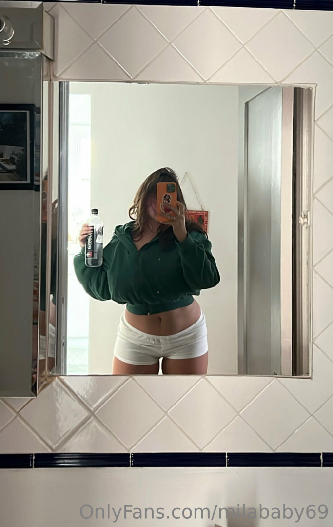 Photo by milababy69 published on August 22,2023 02:44:53 - BestThots