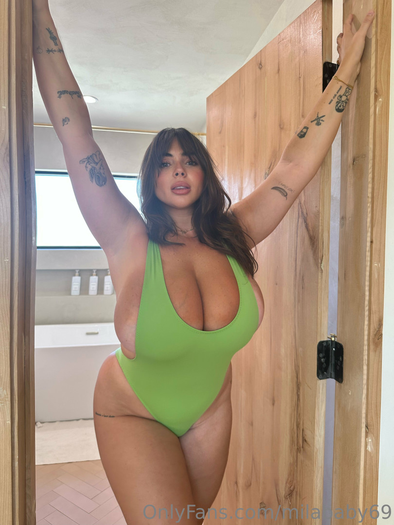 Photo by milababy69 published on August 22,2023 02:47:50 - BestThots