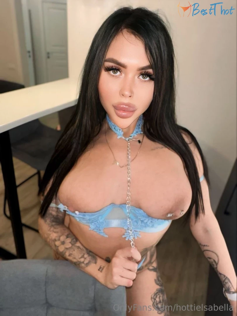 Photo by hottielsabella published on January 28,2025 14:01:20 - BestThots