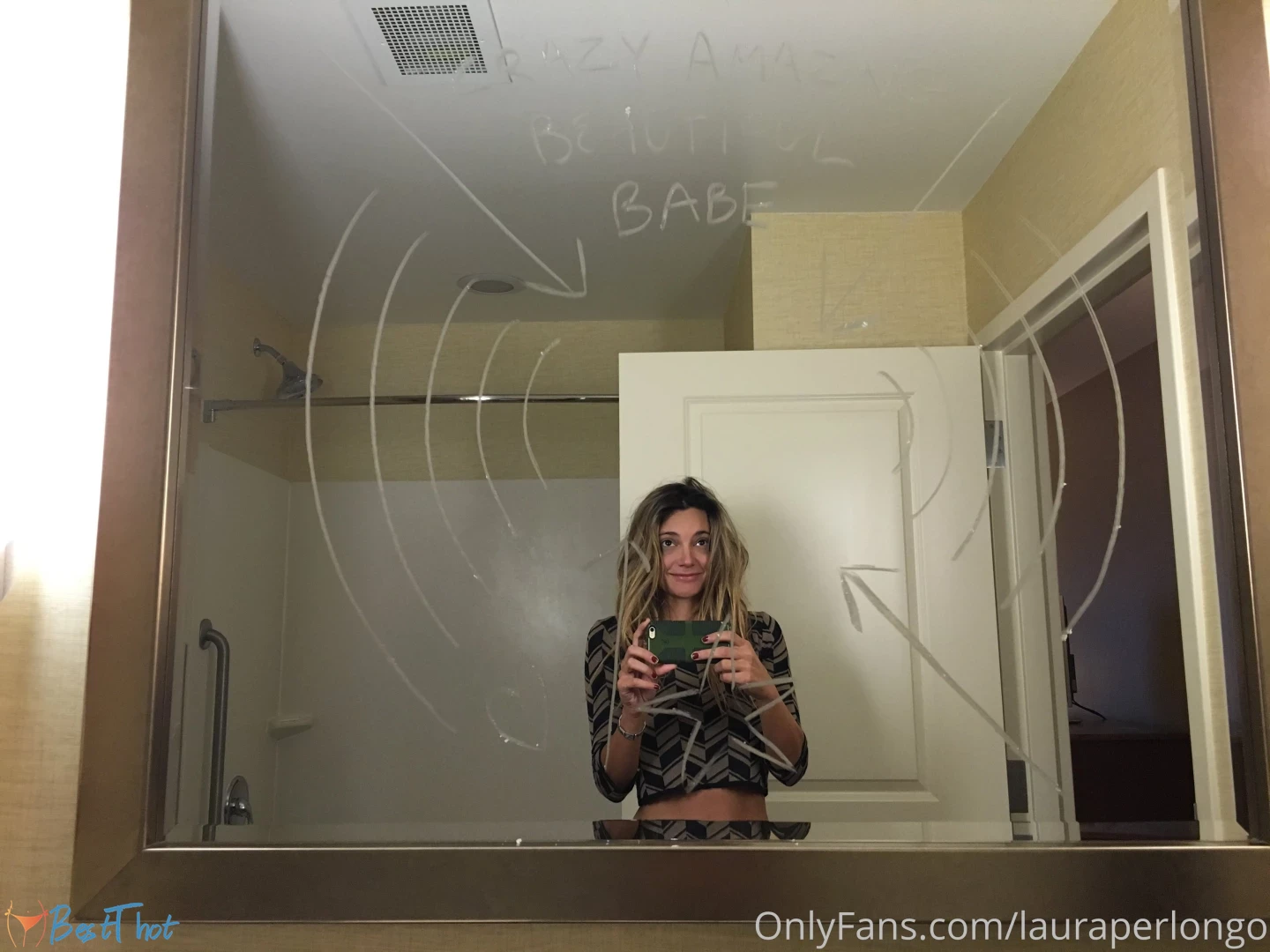 lauraperlongo #9805074