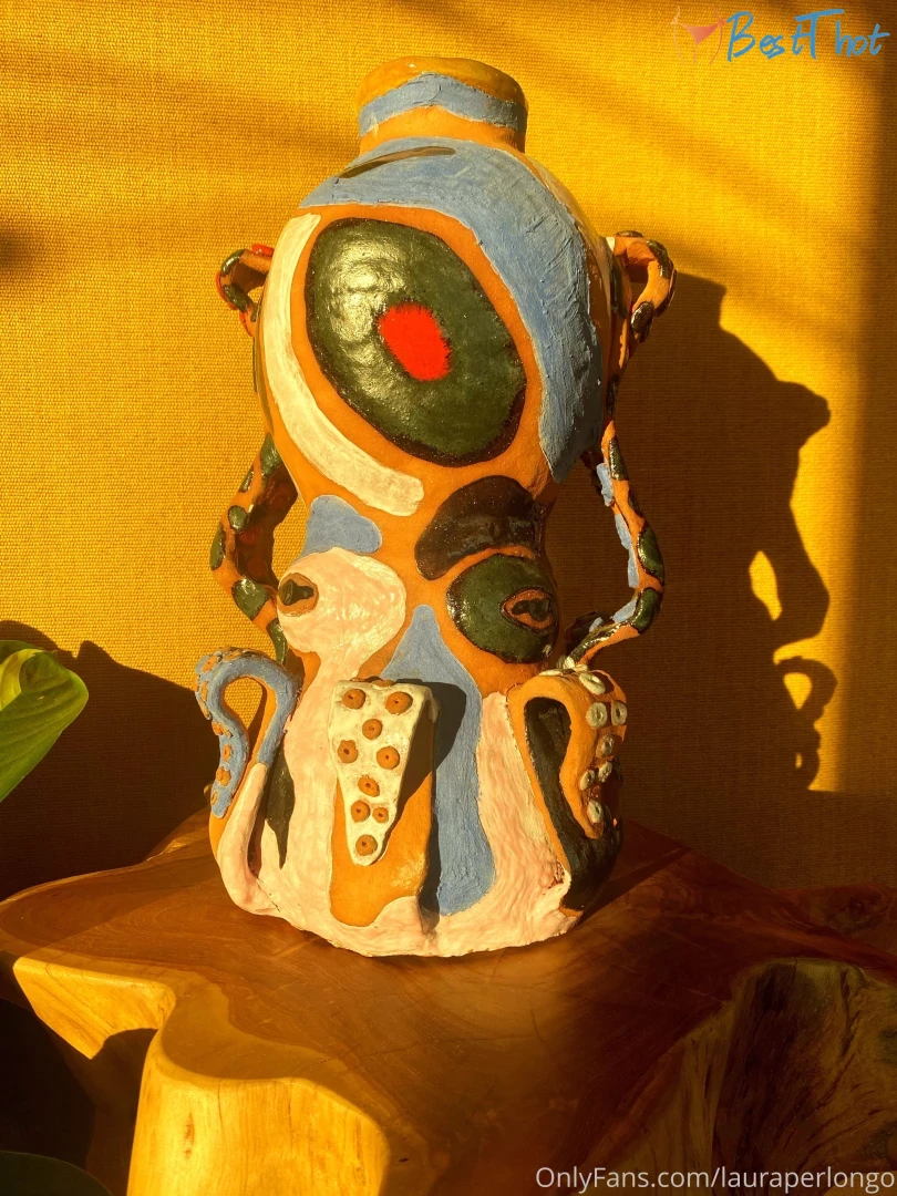 lauraperlongo #9805116