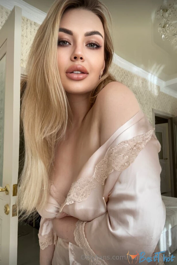 maria-scarlett #9820530