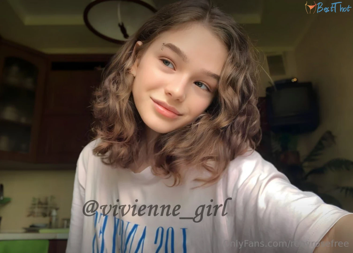 rebyrosefree #9805008