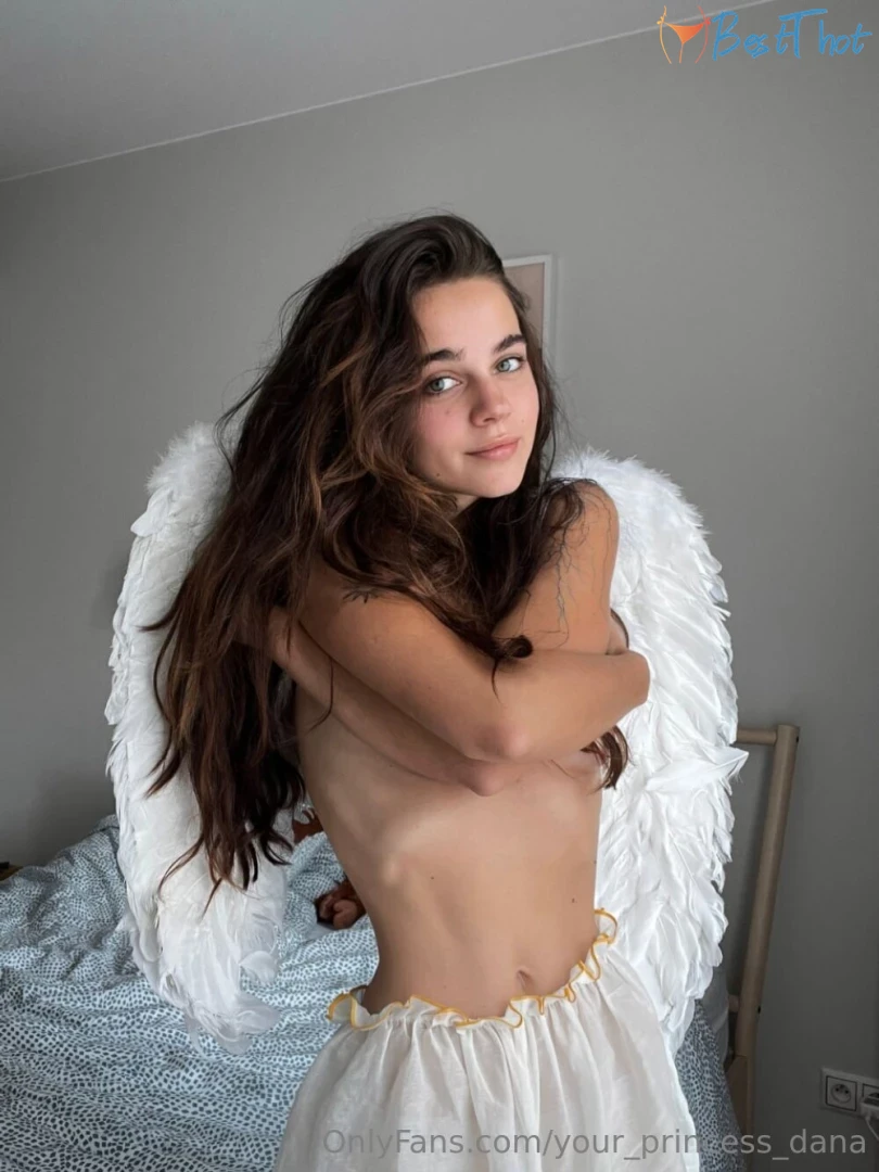 Photo by your-princess-dana published on January 28,2025 18:00:51 - BestThots