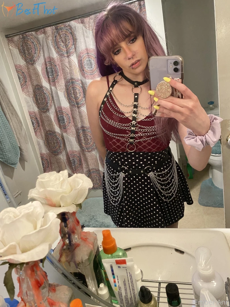 Photo by emberann4 published on January 28,2025 21:01:23 - BestThots