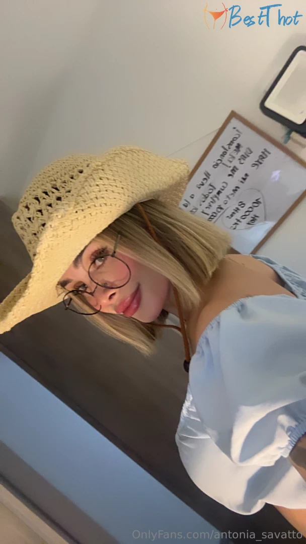 antonia-savatto #9806196