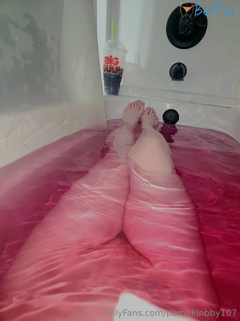 Photo by pumpkinbby107 published on January 29,2025 01:01:59 - BestThots