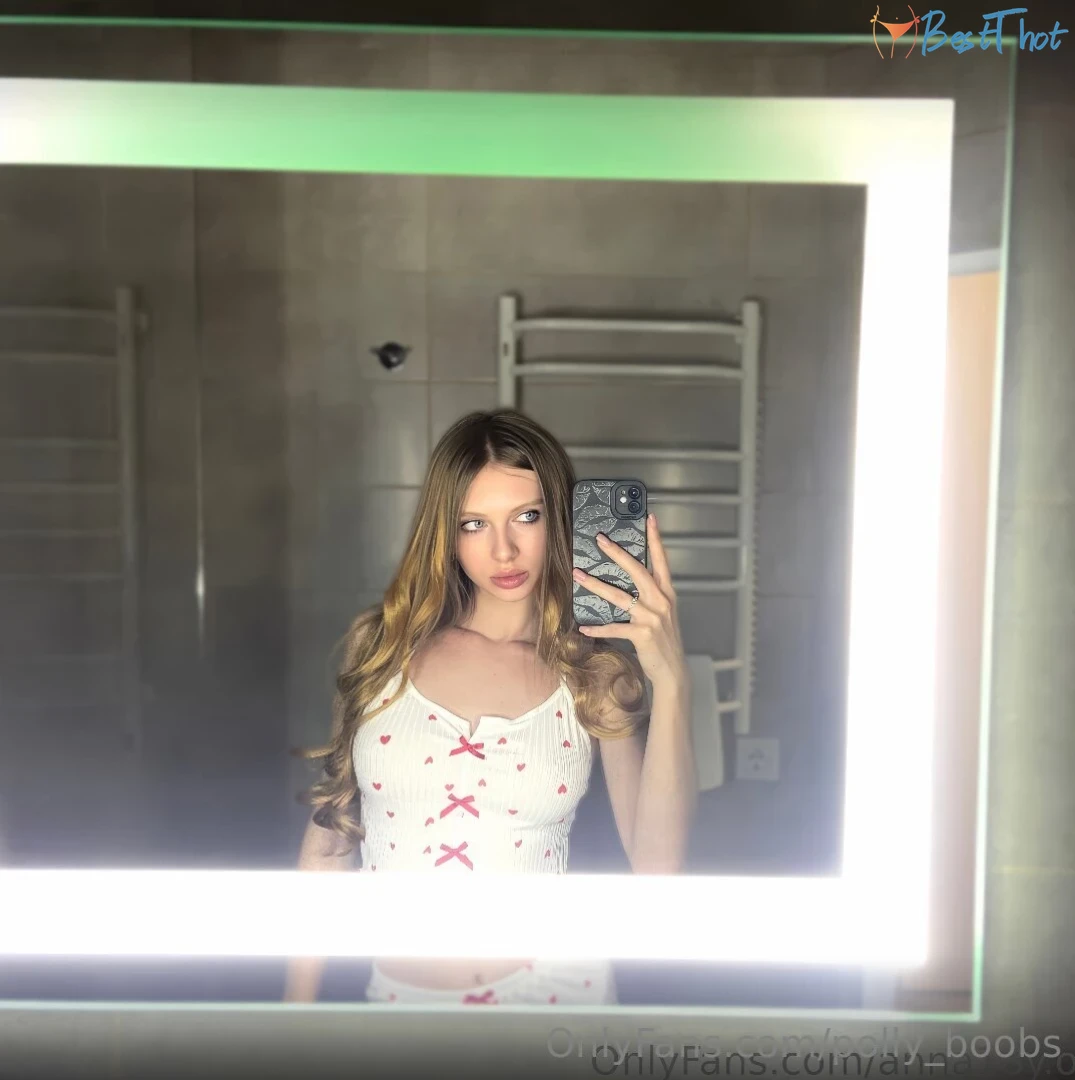 polly-boobs #9809000