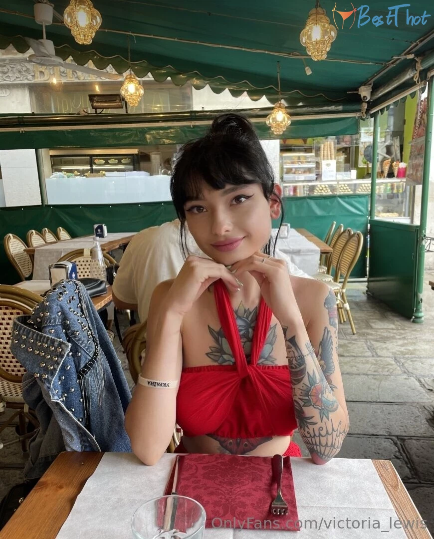 Photo by victoria-lewis published on January 29,2025 04:00:17 - BestThots