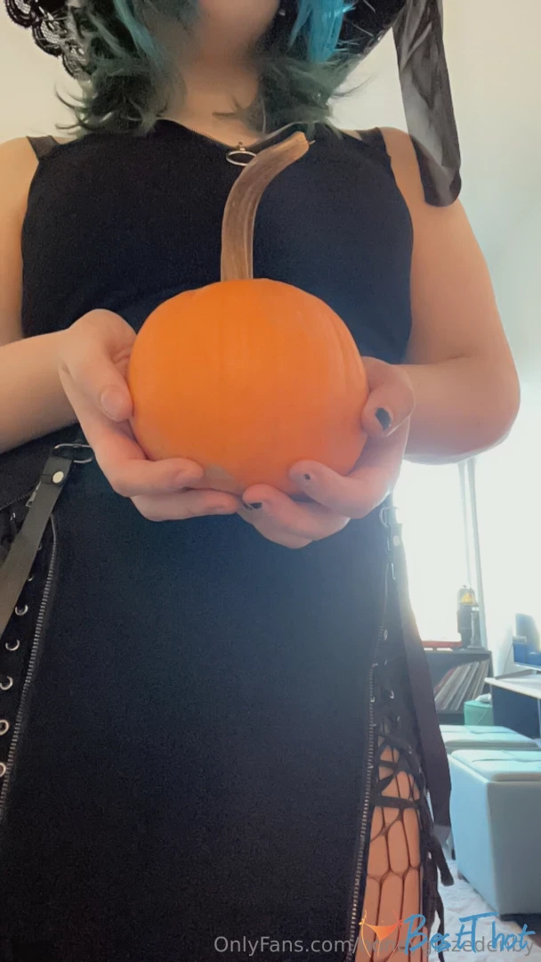 honeyglazedenby #9810230