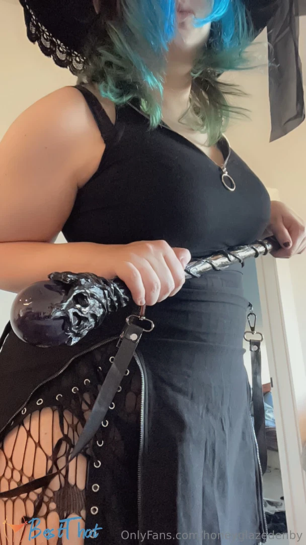 honeyglazedenby #9810234