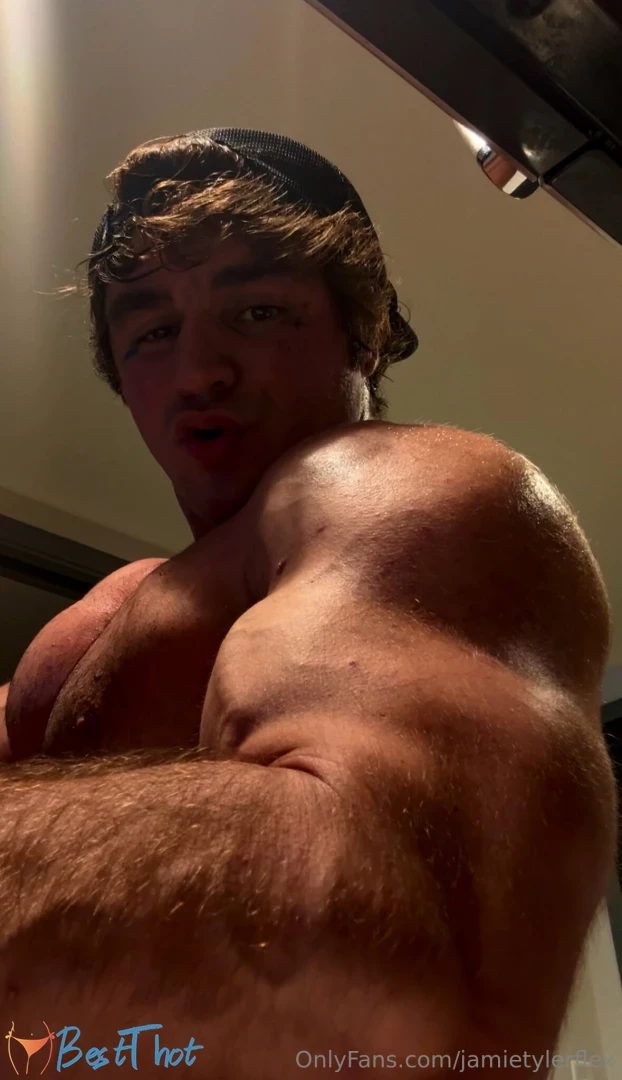 Photo by jamietylerflex published on January 29,2025 12:02:14 - BestThots