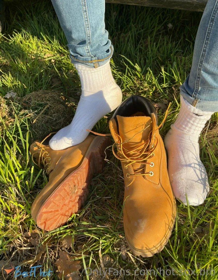 Photo by hot-sox-bro published on January 29,2025 07:03:12 - BestThots