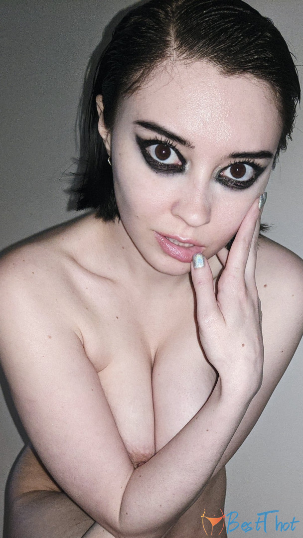 Photo by nataliagrey published on December 16,2024 21:04:42 - BestThots