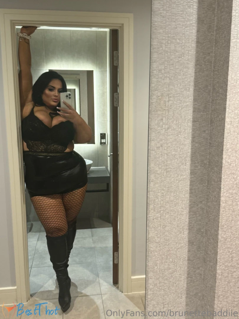 brunettebaddiie #9810879