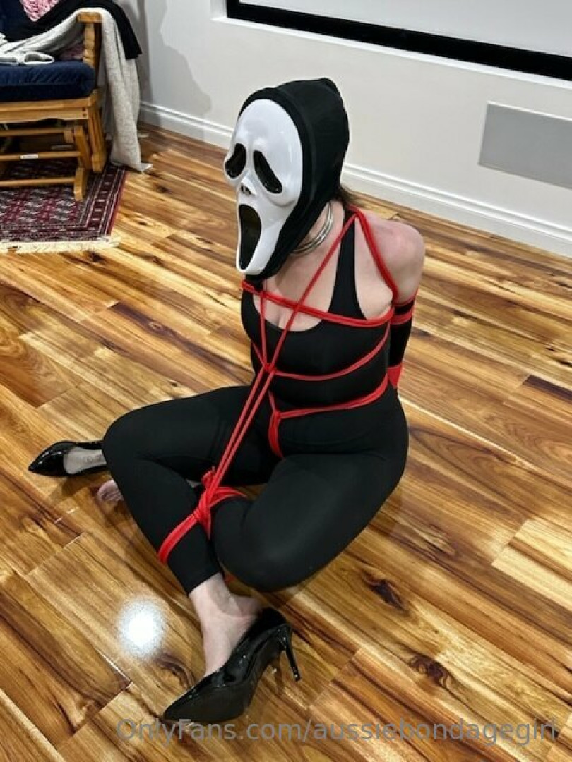 Photo by aussiebondagegirl published on November 24,2023 07:22:08 - BestThots