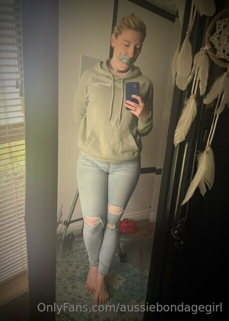 Photo by aussiebondagegirl published on November 24,2023 07:22:12 - BestThots