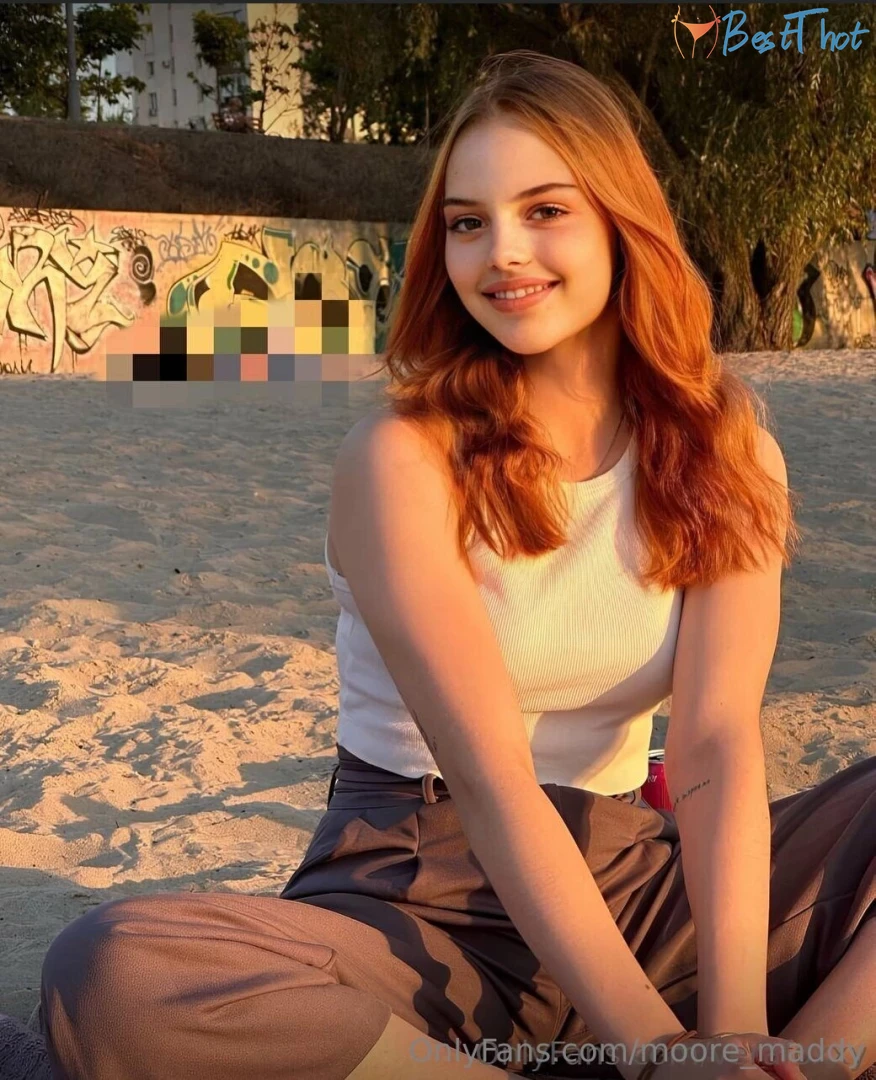 moore-maddy #9811190