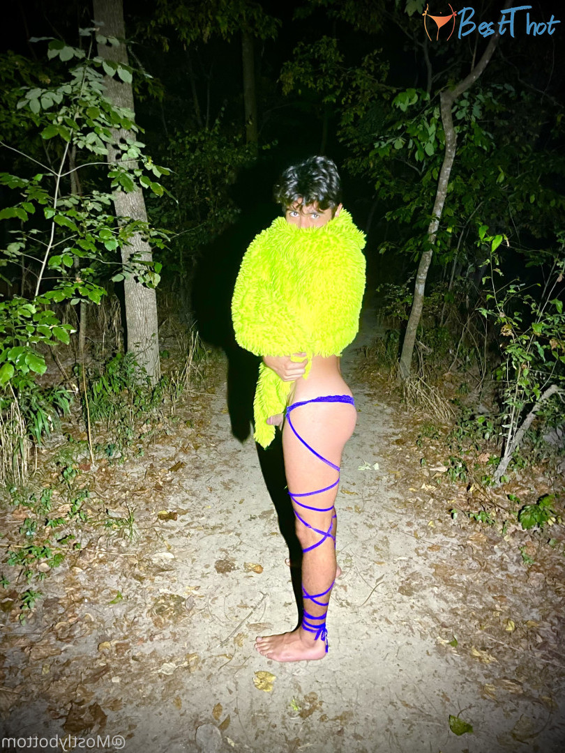 Photo by mostlybottom published on December 21,2024 03:08:52 - BestThots