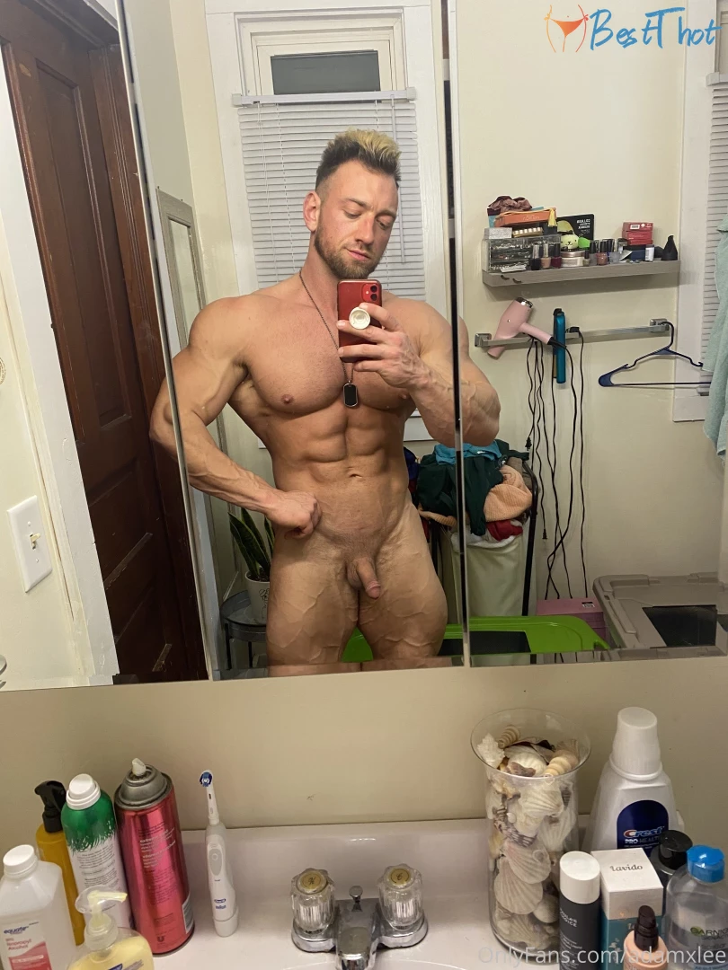 Photo by adamxlee published on January 29,2025 11:01:08 - BestThots