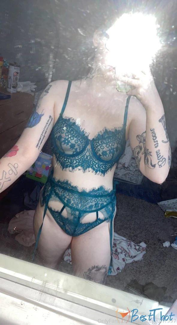 naughtygurl1997 #9812600