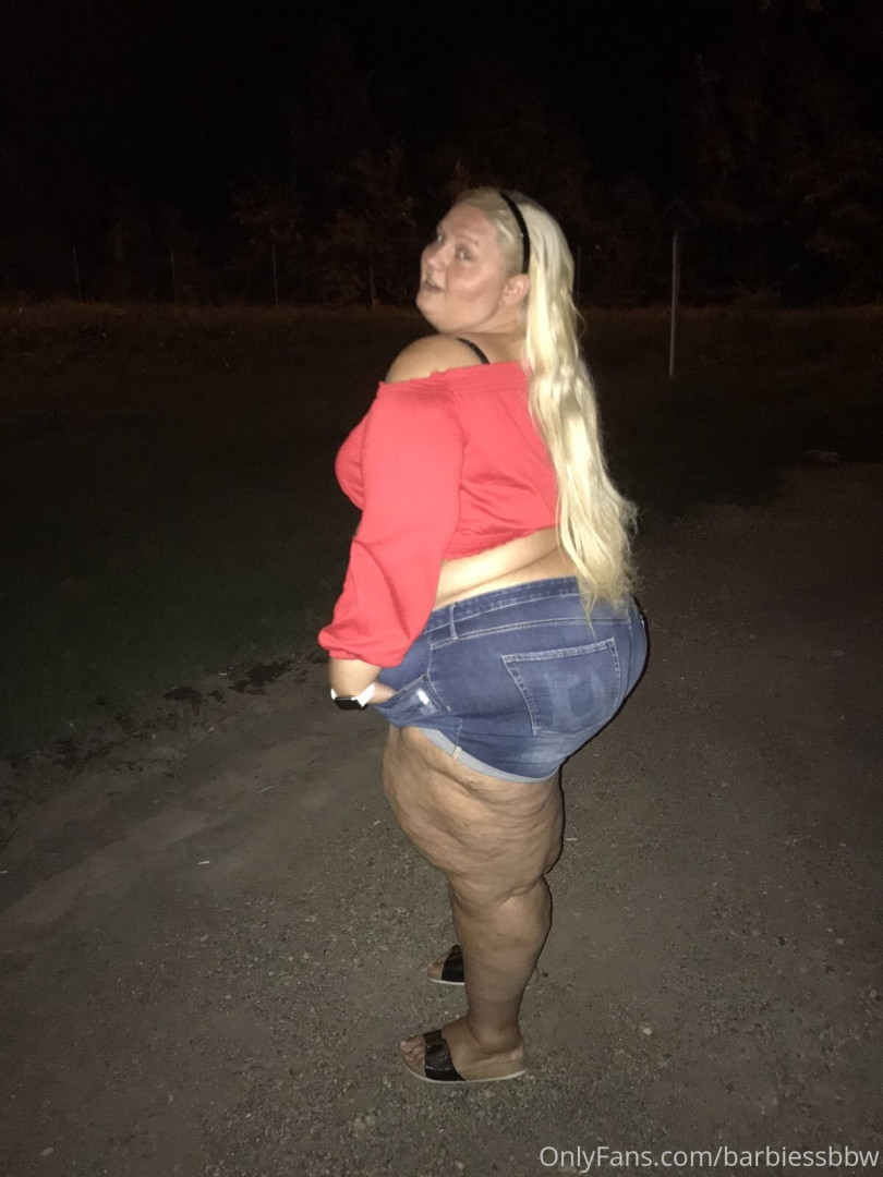 Photo by barbiessbbw published on December 9,2023 19:58:43 - BestThots
