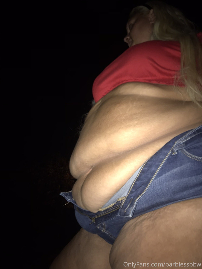 Photo by barbiessbbw published on December 9,2023 19:59:17 - BestThots