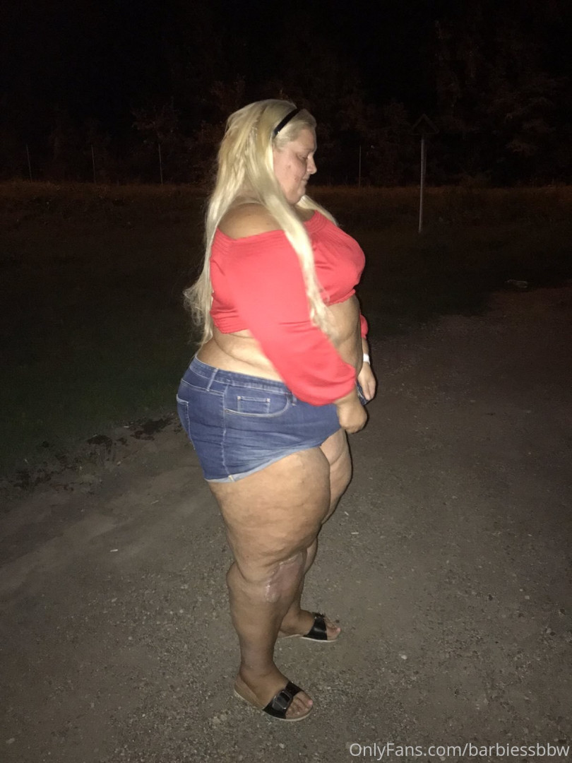 Photo by barbiessbbw published on December 9,2023 19:59:20 - BestThots