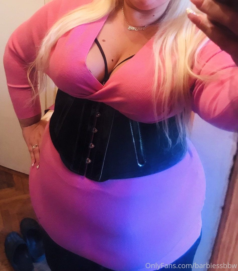 Photo by barbiessbbw published on December 9,2023 19:59:59 - BestThots