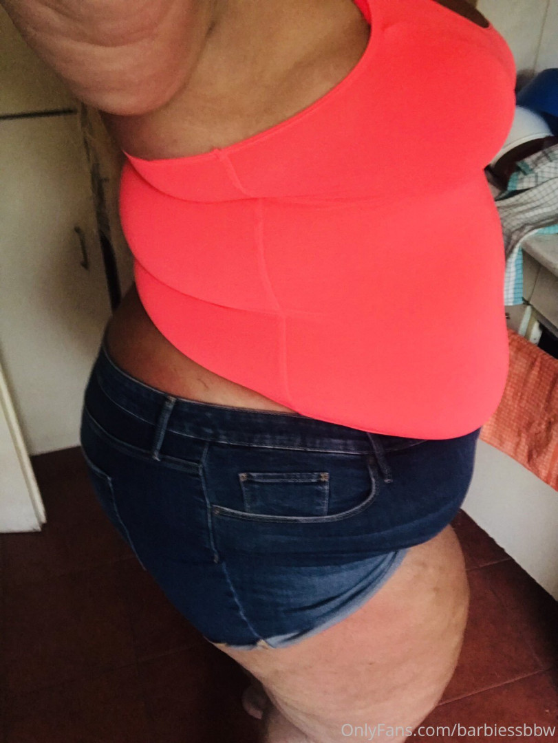 Photo by barbiessbbw published on December 9,2023 20:00:15 - BestThots