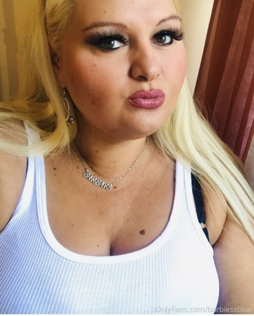 Photo by barbiessbbw published on December 9,2023 20:00:44 - BestThots