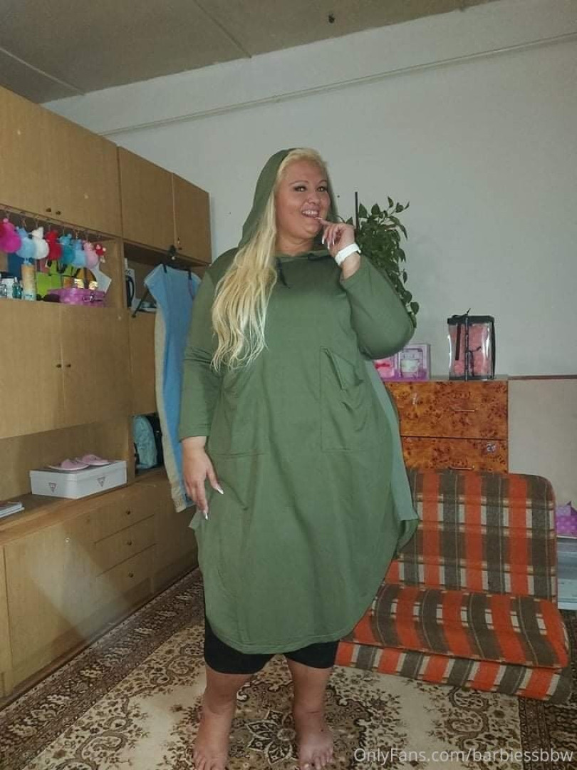 Photo by barbiessbbw published on December 9,2023 20:01:22 - BestThots