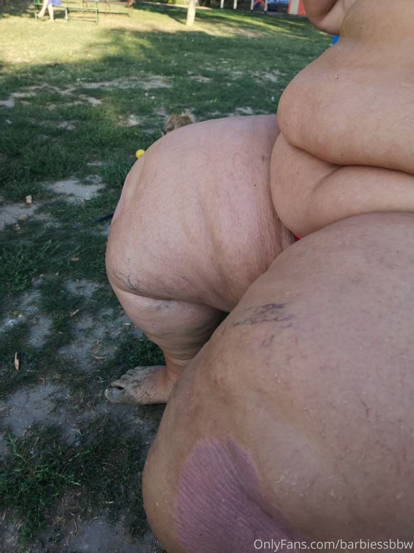 Photo by barbiessbbw published on December 9,2023 20:01:35 - BestThots