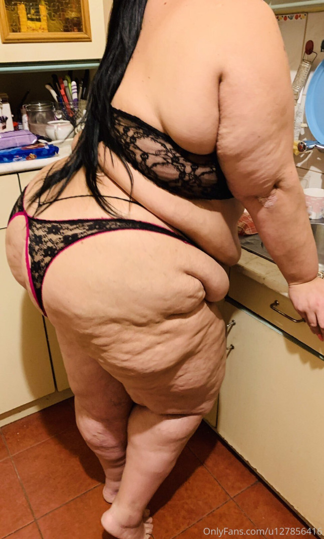 Photo by barbiessbbw published on December 9,2023 20:01:53 - BestThots