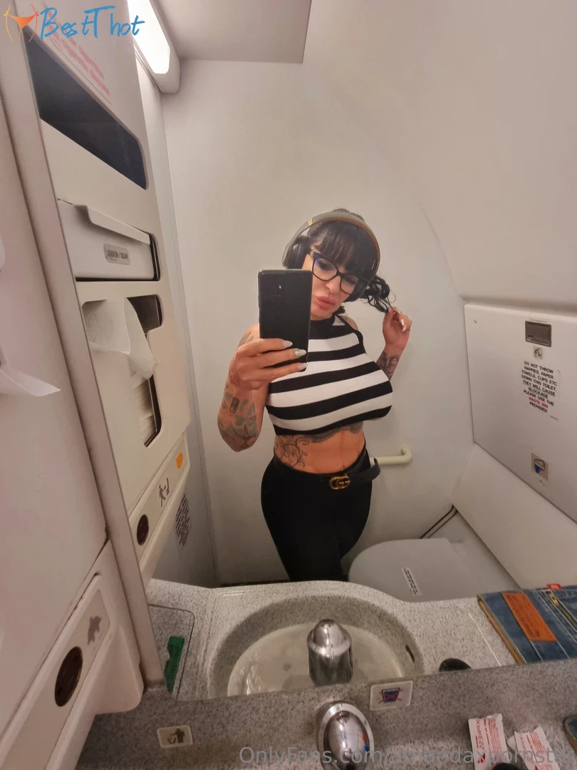 Photo by amandaxpornstar published on January 29,2025 14:00:45 - BestThots