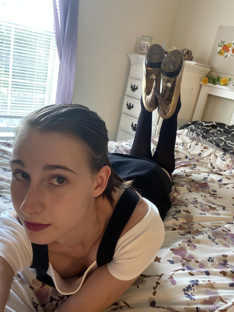 Photo by blissfulellie published on December 11,2023 06:15:28 - BestThots