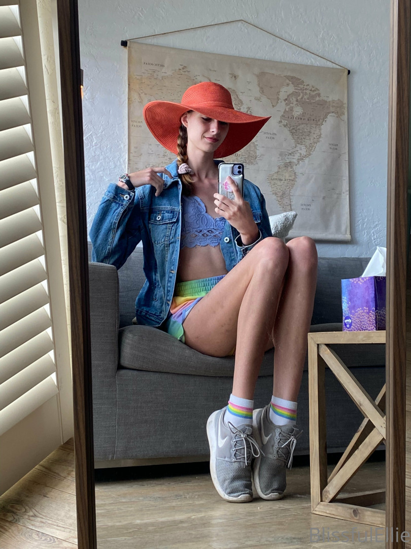 Photo by blissfulellie published on December 11,2023 06:27:53 - BestThots