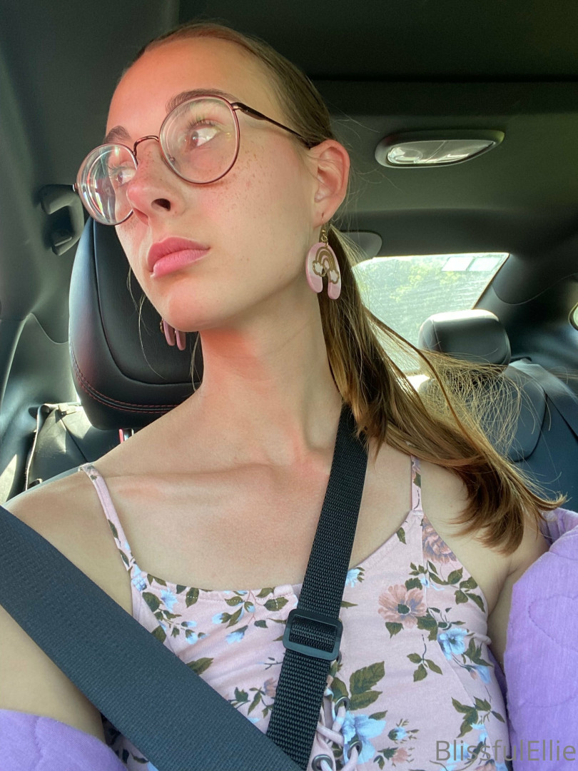 Photo by blissfulellie published on December 11,2023 06:33:54 - BestThots
