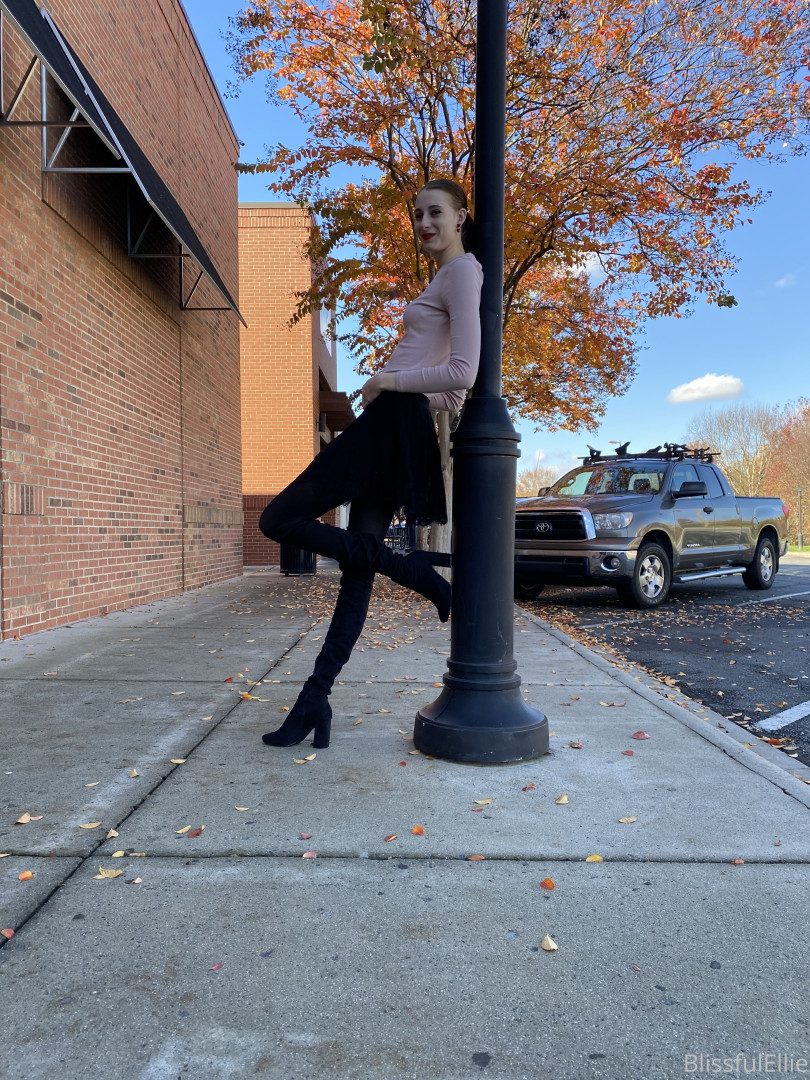 Photo by blissfulellie published on December 11,2023 06:34:35 - BestThots