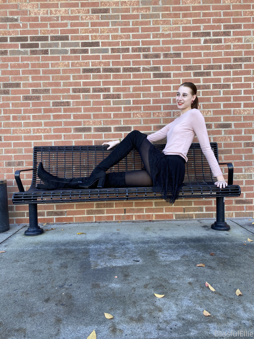 Photo by blissfulellie published on December 11,2023 06:34:47 - BestThots