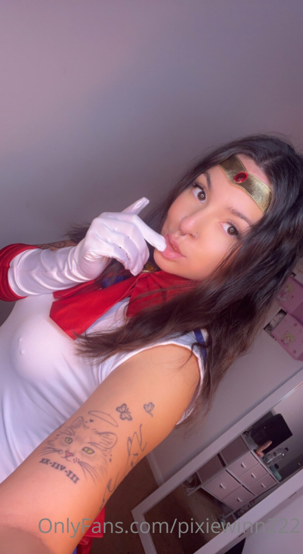 Photo by pixiewinn222 published on July 5,2023 16:16:52 - BestThots