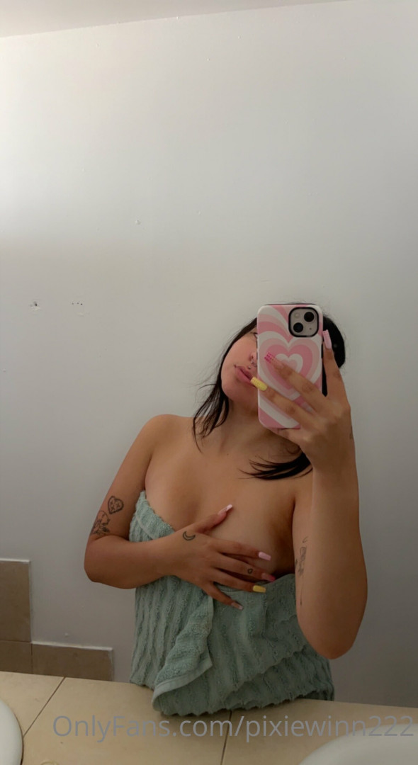 Photo by pixiewinn222 published on July 5,2023 16:17:16 - BestThots