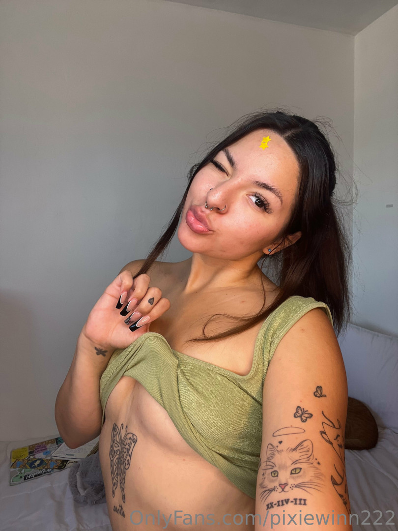 Photo by pixiewinn222 published on July 5,2023 16:27:16 - BestThots