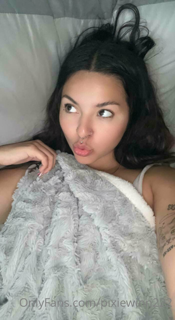 Photo by pixiewinn222 published on July 5,2023 16:28:39 - BestThots