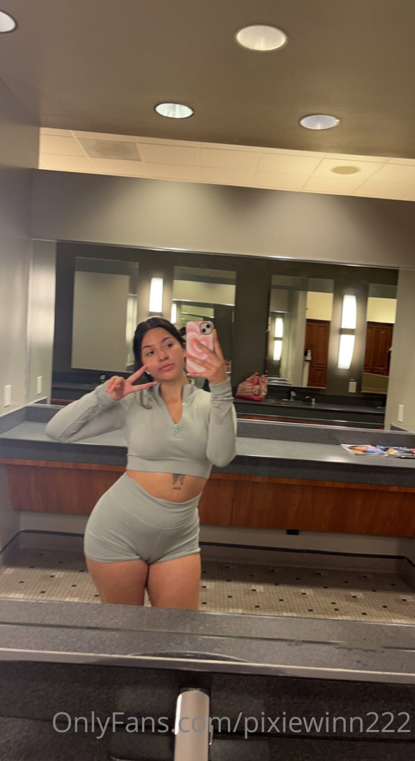 Photo by pixiewinn222 published on July 5,2023 16:35:56 - BestThots