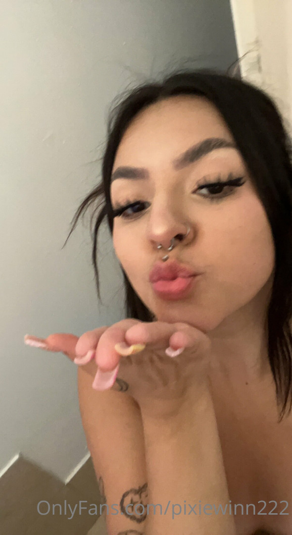 Photo by pixiewinn222 published on July 5,2023 16:39:13 - BestThots